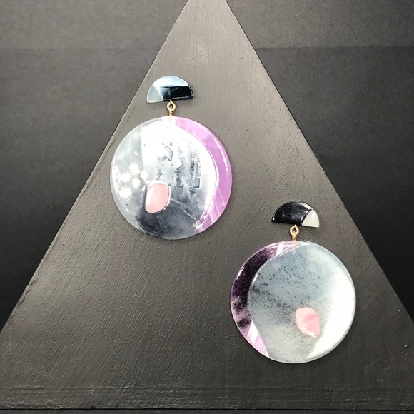 🆑 Purple and Black Round Drop Earrings - Picture 4 of 8